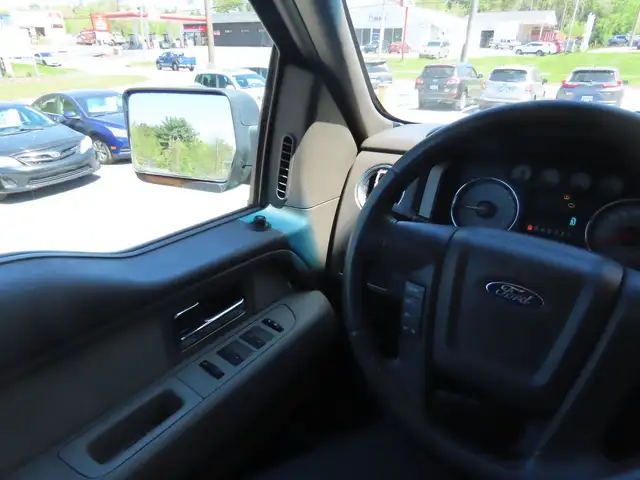 2009 Ford F-150 - Photo 12