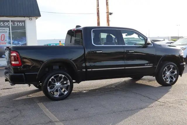2022 RAM 1500 - Photo 7