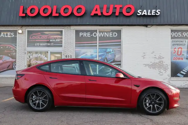 2021 Tesla Model 3 - Photo 8