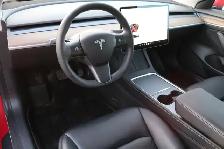 2021 Tesla Model 3 - Photo 9