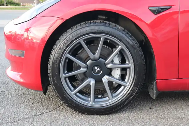2021 Tesla Model 3 - Photo 26