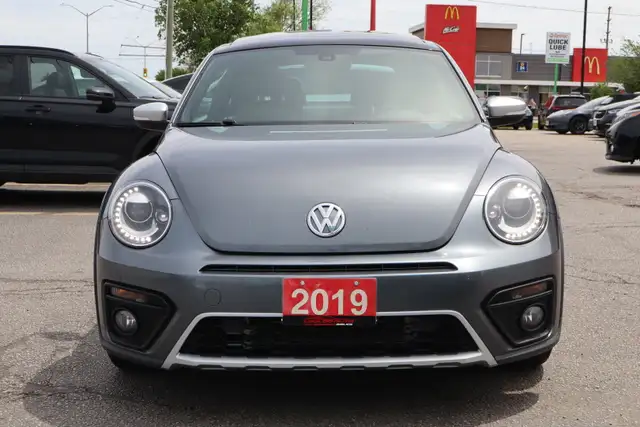 2019 Volkswagen Beetle - Photo 2