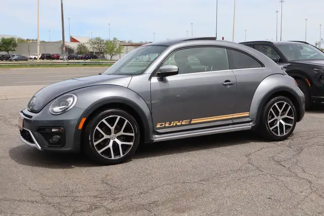 2019 Volkswagen Beetle - Photo 3