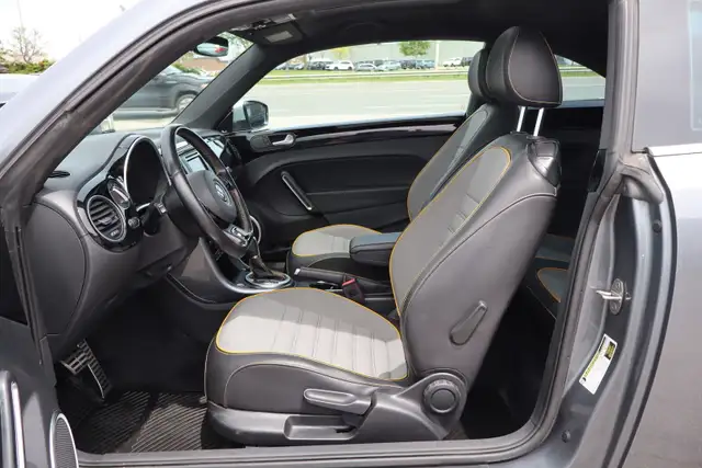 2019 Volkswagen Beetle - Photo 21