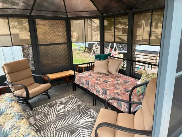 2012 Jayco Eagle Super Lite 31.5 RLTS Fifth Wheel Trailer - Photo 7