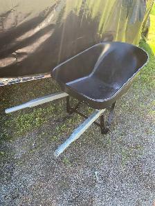 yardworks wheelbarrow