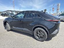 2026 Toyota C-HR SE SE TRIM - Photo 3