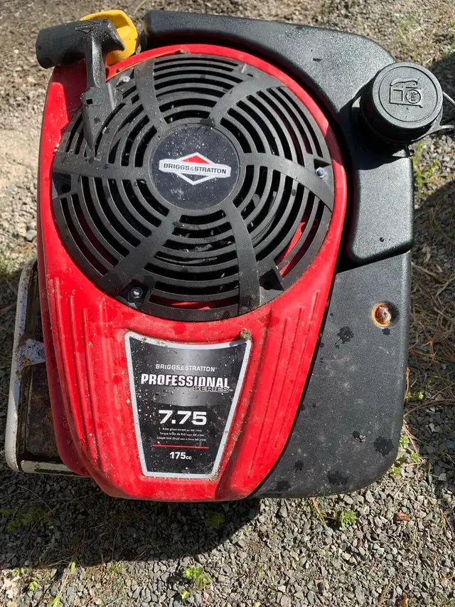 various small lawnmower/ pressure washer motors/ various prices - Photo 6