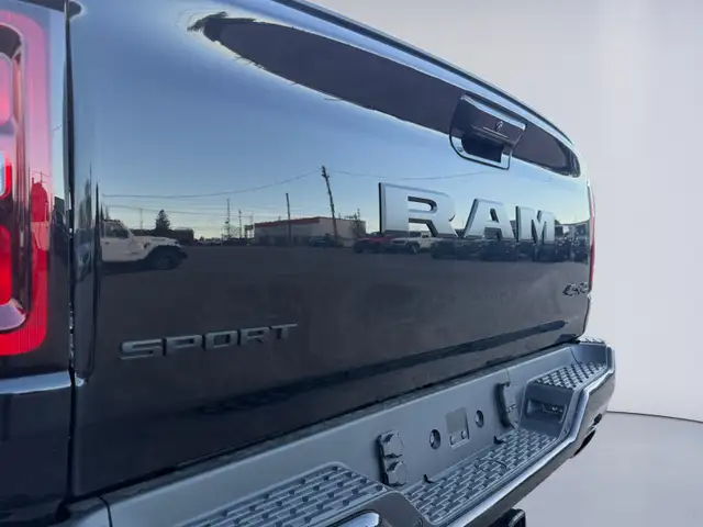 2026 RAM 1500 Sport 4x4 Crew Cab 5'7 Box - Photo 11