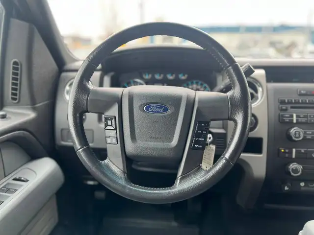 2011 Ford F-150 XLT Crew Cab 5.0L V8 | No Accidents | Command St - Photo 12