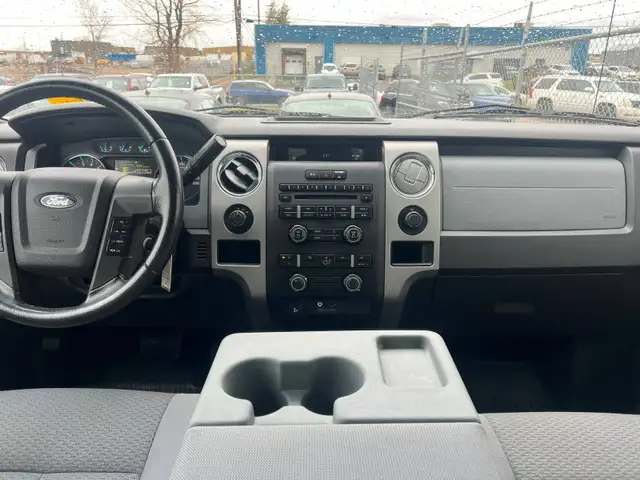 2011 Ford F-150 XLT Crew Cab 5.0L V8 | No Accidents | Command St - Photo 13