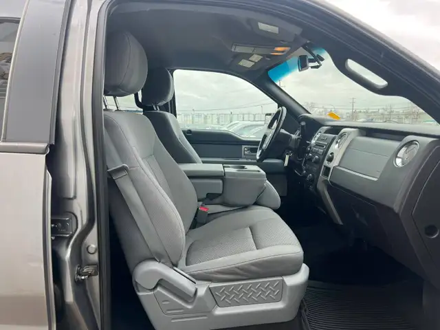 2011 Ford F-150 XLT Crew Cab 5.0L V8 | No Accidents | Command St - Photo 16