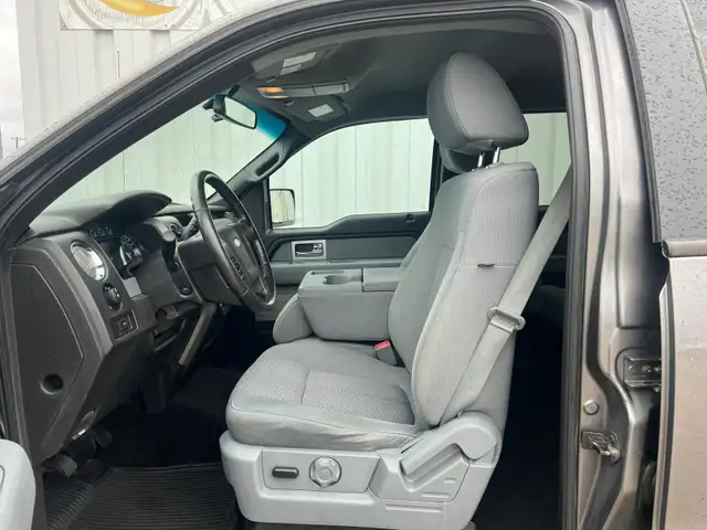 2011 Ford F-150 XLT Crew Cab 5.0L V8 | No Accidents | Command St - Photo 17