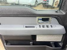 2011 Ford F-150 XLT Crew Cab 5.0L V8 | No Accidents | Command St - Photo 18