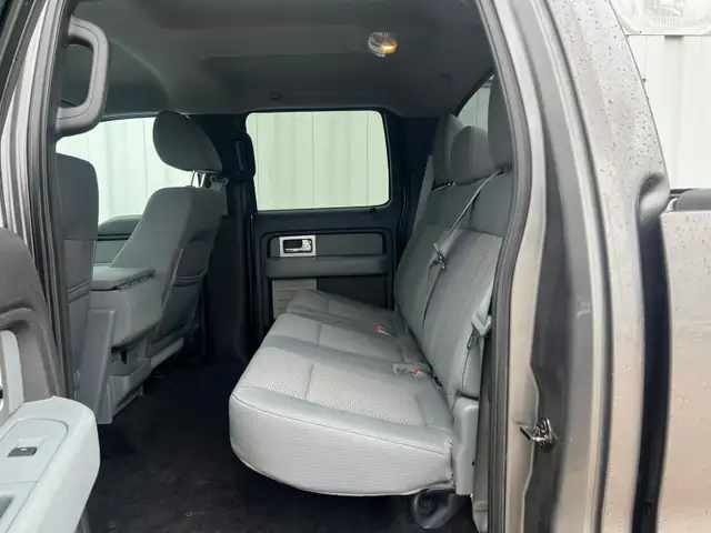 2011 Ford F-150 XLT Crew Cab 5.0L V8 | No Accidents | Command St - Photo 20