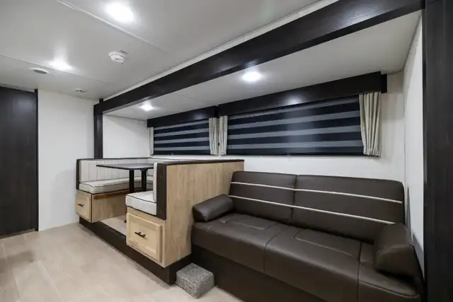 2026 Grey Wolf 29TE Bunk Model - Photo 2