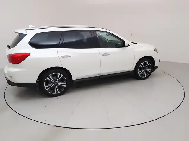 2020 Nissan Pathfinder PLATINUM |4WD|LTHR|HTD COOL SEATS|BOSE|PA - Photo 11