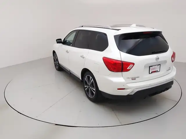 2020 Nissan Pathfinder PLATINUM |4WD|LTHR|HTD COOL SEATS|BOSE|PA - Photo 16