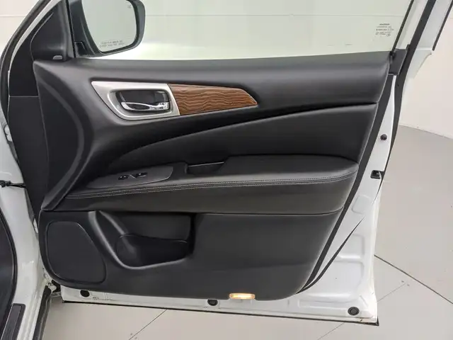 2020 Nissan Pathfinder PLATINUM |4WD|LTHR|HTD COOL SEATS|BOSE|PA - Photo 47