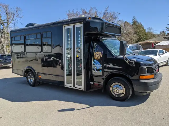 2008 GMC Savana 3500 DIESEL | 18 SEATS | AC UNIT |POWER ENTRANCE - Photo 8