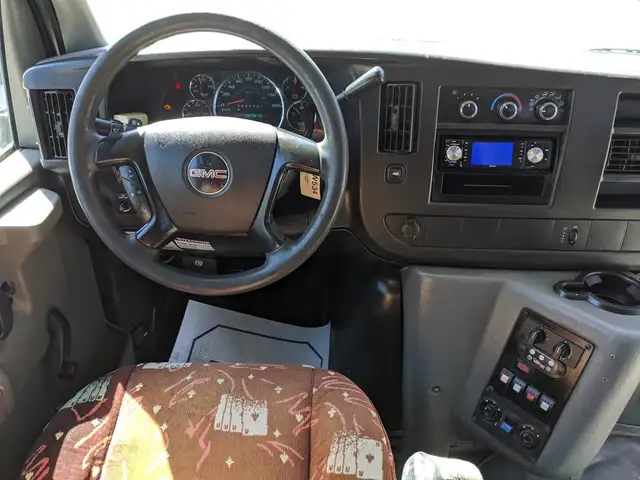 2008 GMC Savana 3500 DIESEL | 18 SEATS | AC UNIT |POWER ENTRANCE - Photo 16