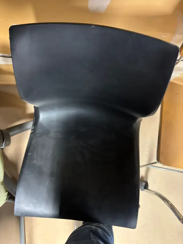 Teknion Nami Visitor Chair – Modern Stacking Chair | $25 Each - Photo 2