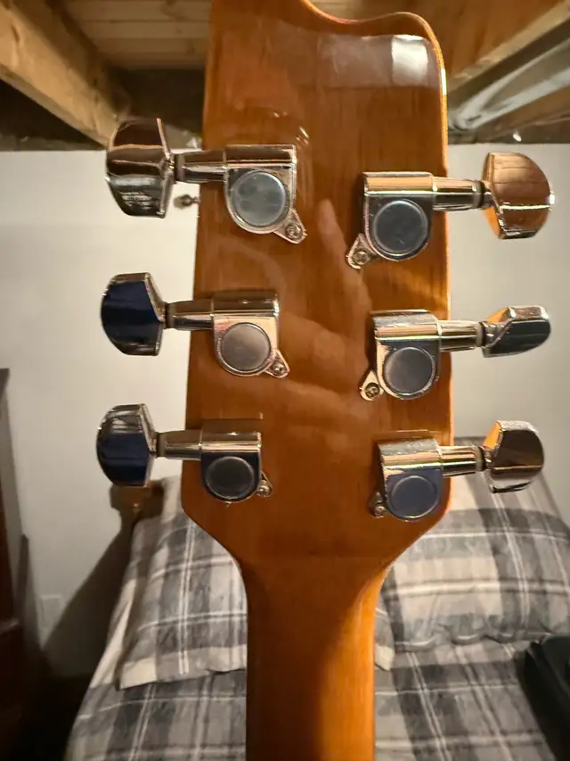 Denver Acoustic Guitar (Left Handed) - Photo 3