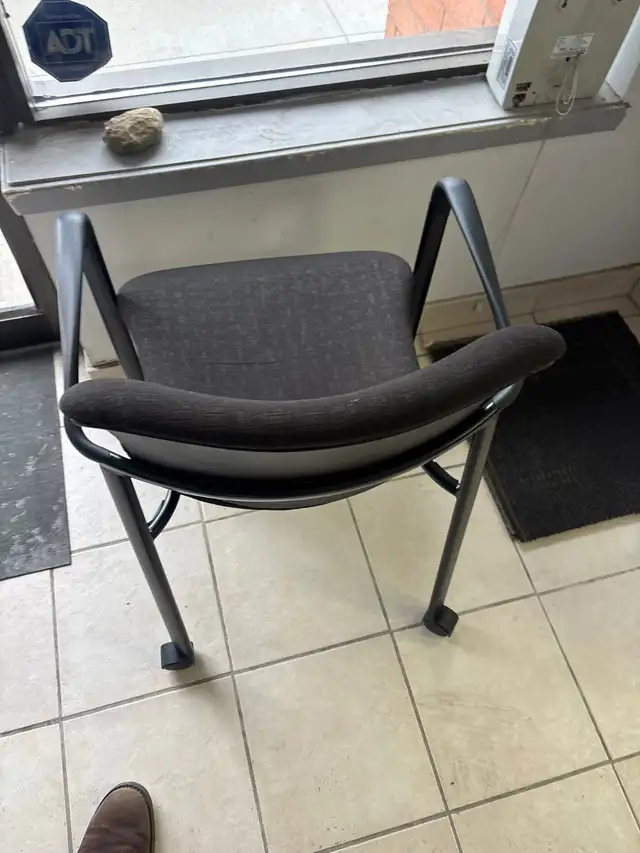 Haworth Improv Visitor Chair – Professional Guest Seating | $75 - Photo 7