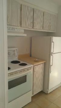 3 1/2 GRAND, CALME, PRES DE TOUS, PARC - GREENFIELD PARK - Photo 4