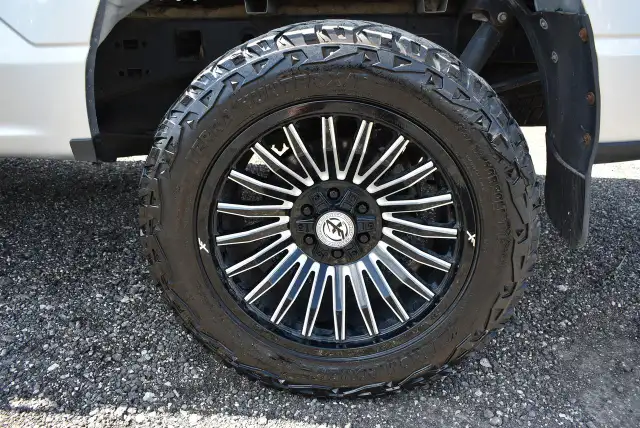 2023 Ford F-150 XLT - 5.0L - 6.5' BOX - LIFTED - Photo 12