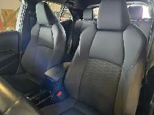2019 Toyota Corolla SE Hatchback | Well Serviced | Clean Title - Photo 9