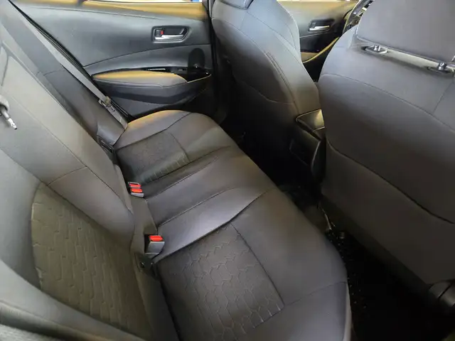 2019 Toyota Corolla SE Hatchback | Well Serviced | Clean Title - Photo 20