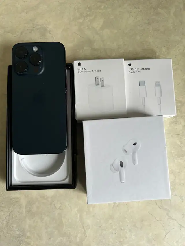 IPHONE 15 PRO 256GB AIRPODS/CHARGER BUNDLE/DELIVERY