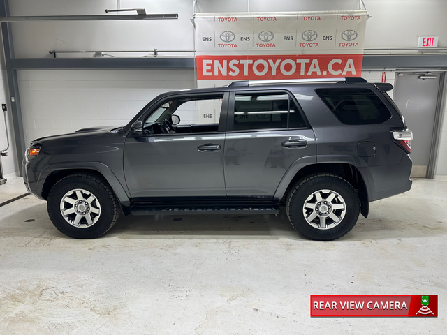 2015 Toyota 4Runner SR5 - Bluetooth - Photo 2