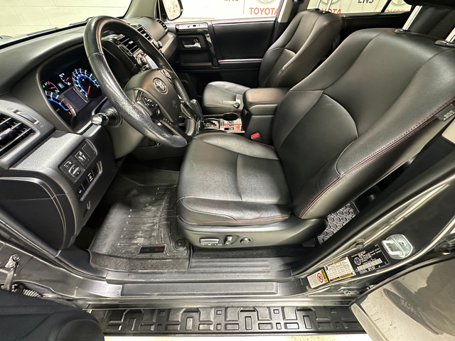 2015 Toyota 4Runner SR5 - Bluetooth - Photo 18
