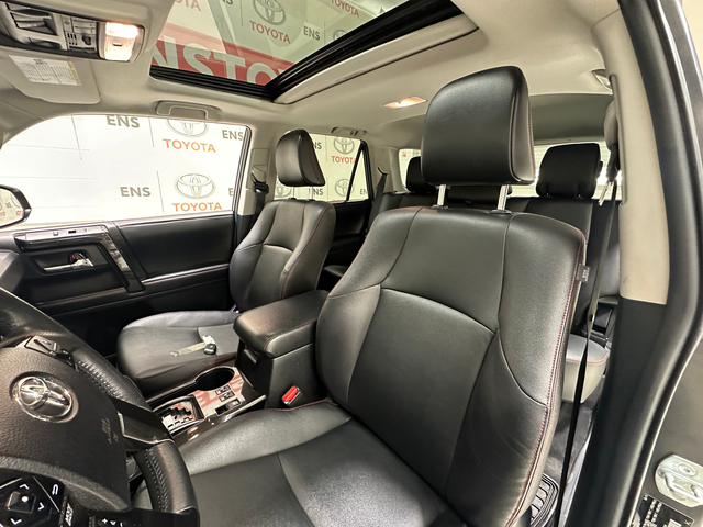 2015 Toyota 4Runner SR5 - Bluetooth - Photo 19