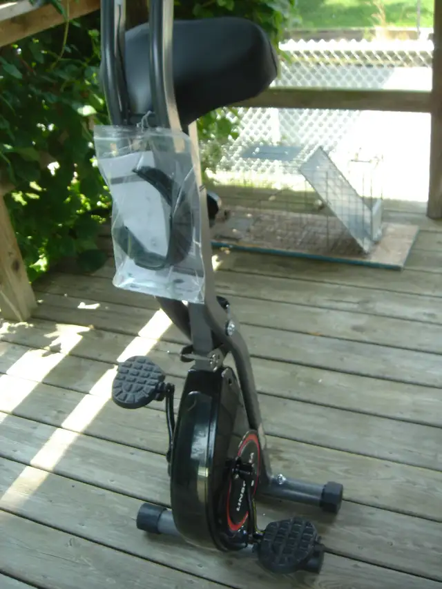 Exercise Bike, Linbousa Brand,Like new Condition - Photo 10