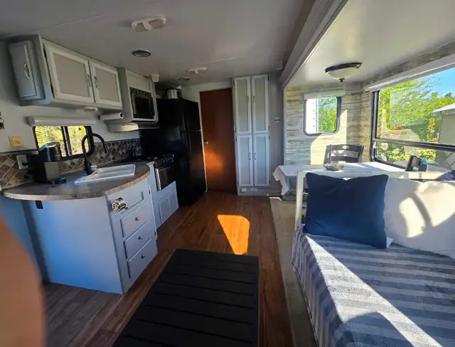 2014 Wildwood With Bunkhouse 36ft - Photo 5