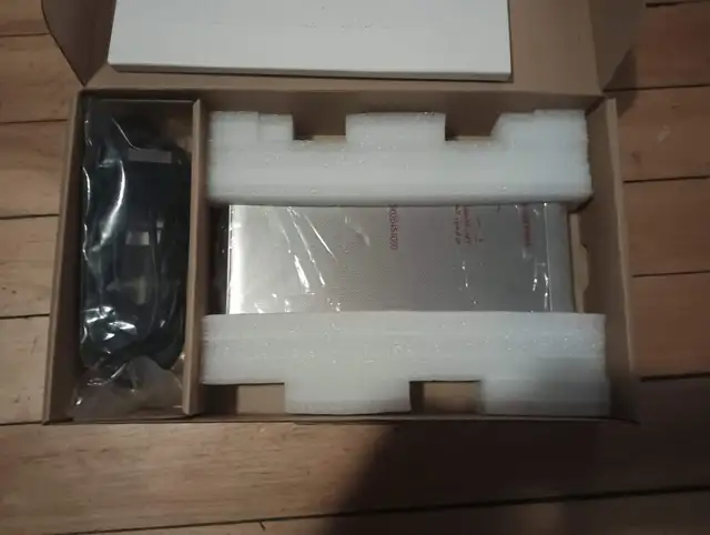 Toshiba AT-270 Brand New Open Box Tablet - Photo 3