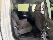2018 Chevrolet 1500 LT-Z71 / 4x4 / Crew / Low K / Fnance - Photo 11