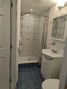 Furnished Room for Rent – Ideal for Responsible Student - Photo 5