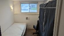 Furnished Room for Rent – Ideal for Responsible Student - Photo 6