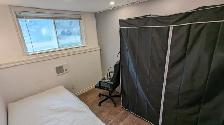 Furnished Room for Rent – Ideal for Responsible Student - Photo 8