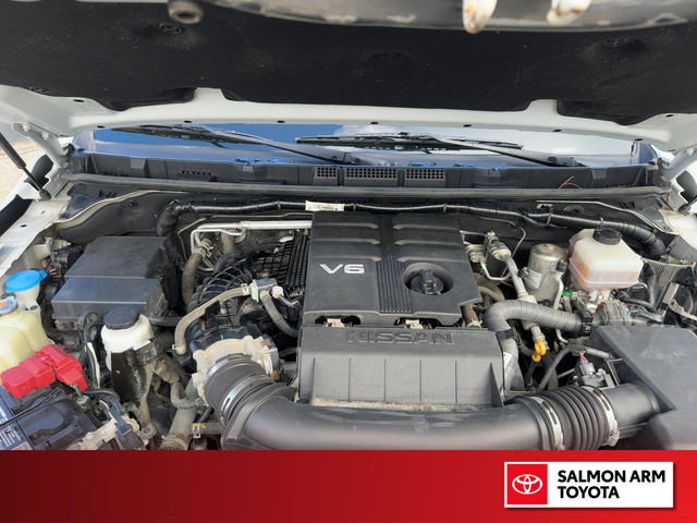 2022 Nissan Frontier PRO-4X PRO 4 X CREW CAB - Photo 10