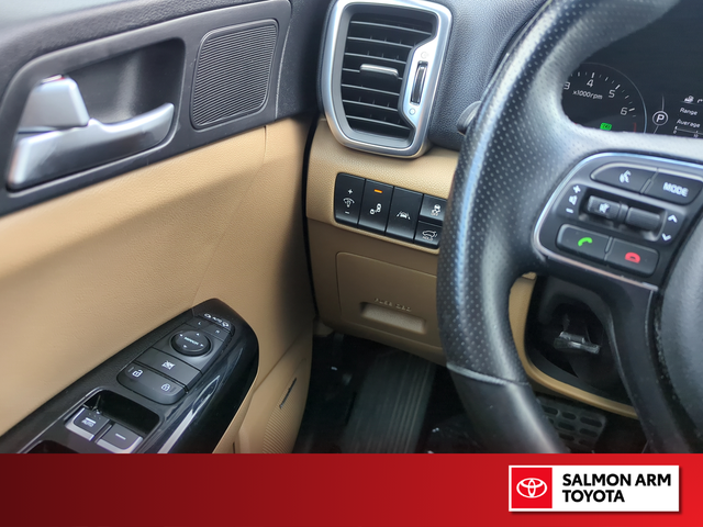 2018 Kia Sportage SX Turbo - Photo 17