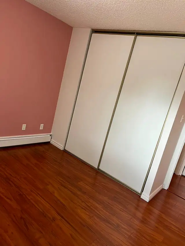 Apartment rent -658 Kenaston Blvd, Winnipeg - Photo 9
