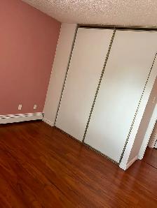 Apartment rent -658 Kenaston Blvd, Winnipeg - Photo 9
