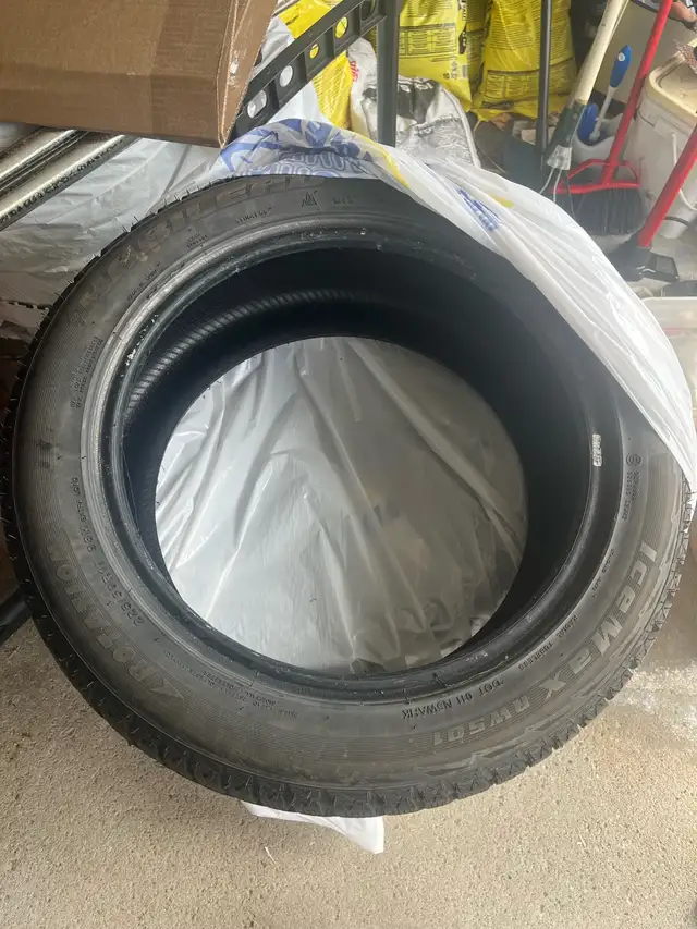 BMW Winter Tires -225/50 R17 - Photo 4
