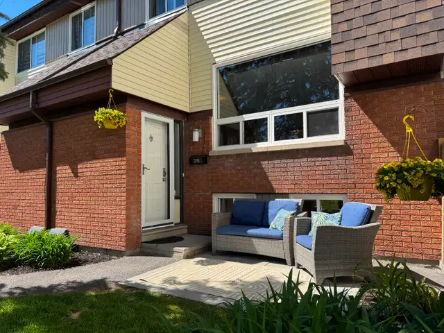 New Listing  ||  21B Woodvale Green (3 Bed / 2 Bath) - $329,000