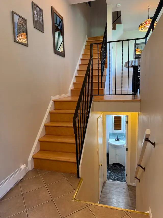 New Listing  ||  21B Woodvale Green (3 Bed / 2 Bath) - $329,000 - Photo 2